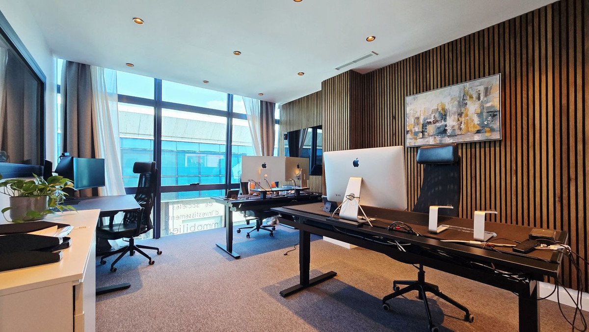 Office in Puerto Banús