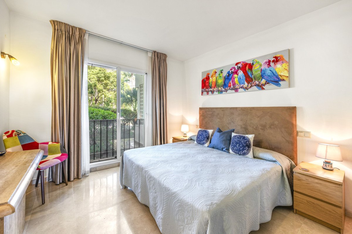 3 Bed Ground Floor Apartment in Benahavís