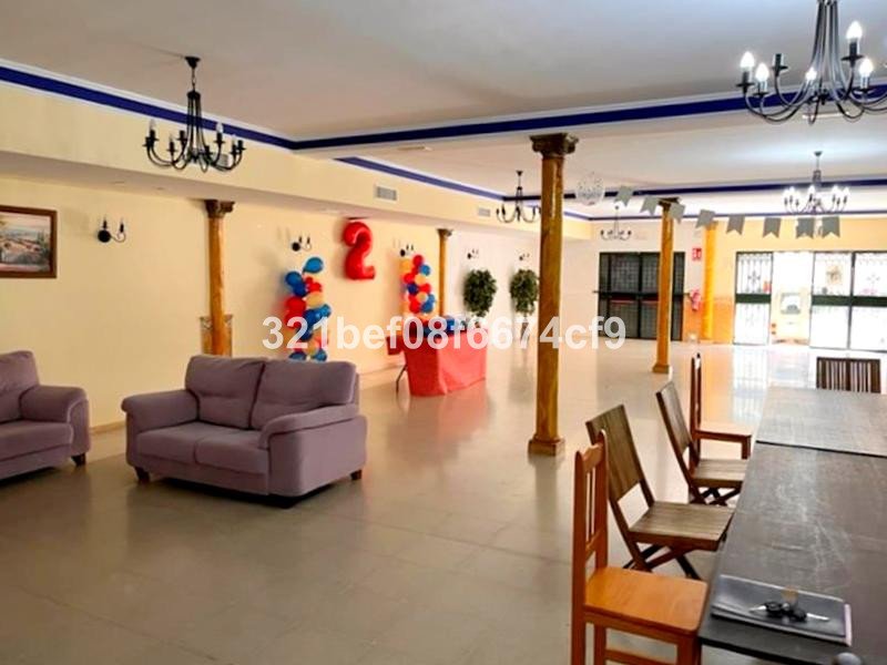 Commercial in Estepona
