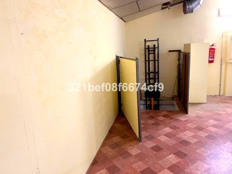 Commercial in Estepona