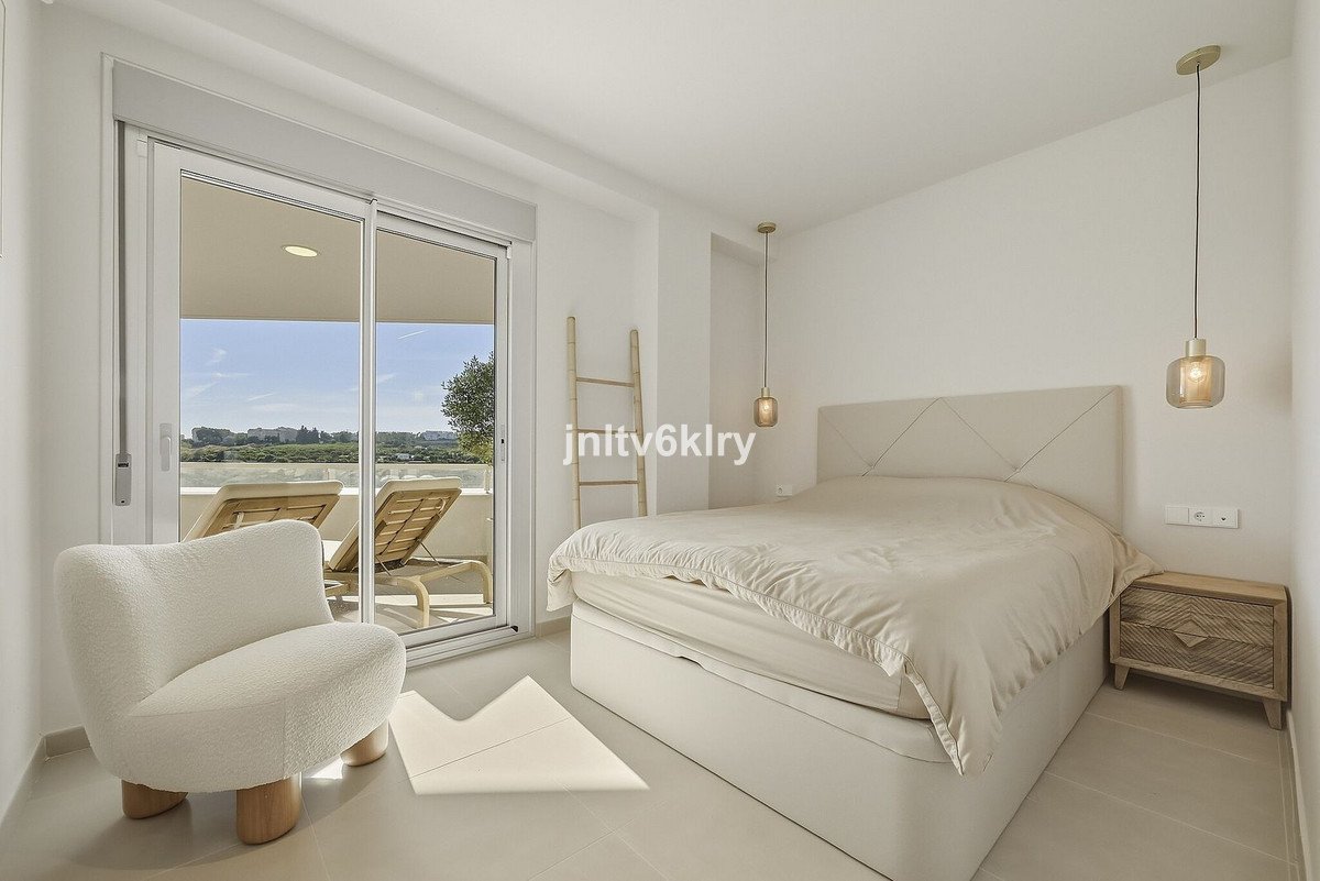 3 Bed Middle Floor Apartment in Cancelada
