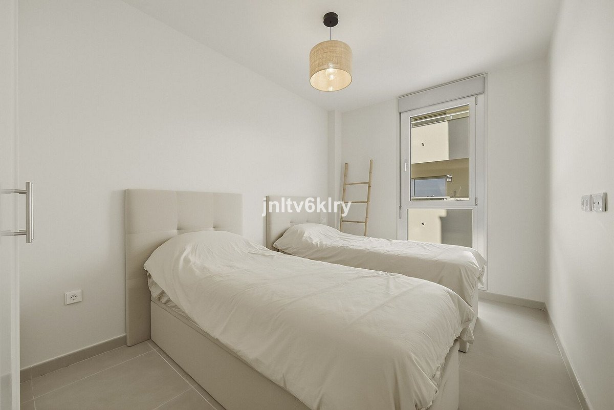 3 Bed Middle Floor Apartment in Cancelada
