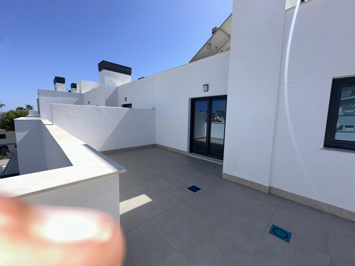 3 Bed Penthouse in El Faro