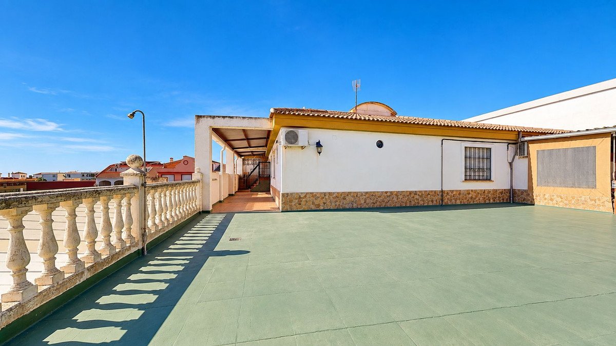 7 Bed Detached Villa in Arroyo de la Miel