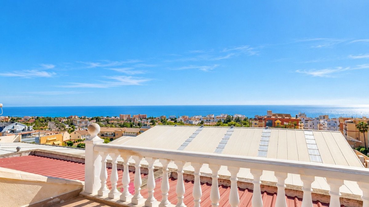 7 Bed Detached Villa in Arroyo de la Miel