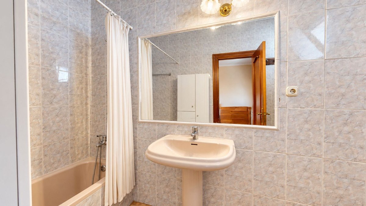 7 Bed Detached Villa in Arroyo de la Miel