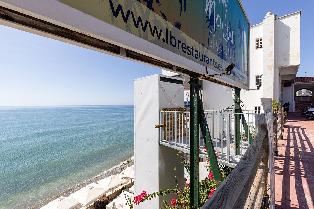 2 Bed Middle Floor Apartment in Benalmadena Costa
