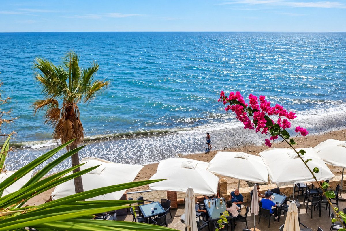 2 Bed Middle Floor Apartment in Benalmadena Costa