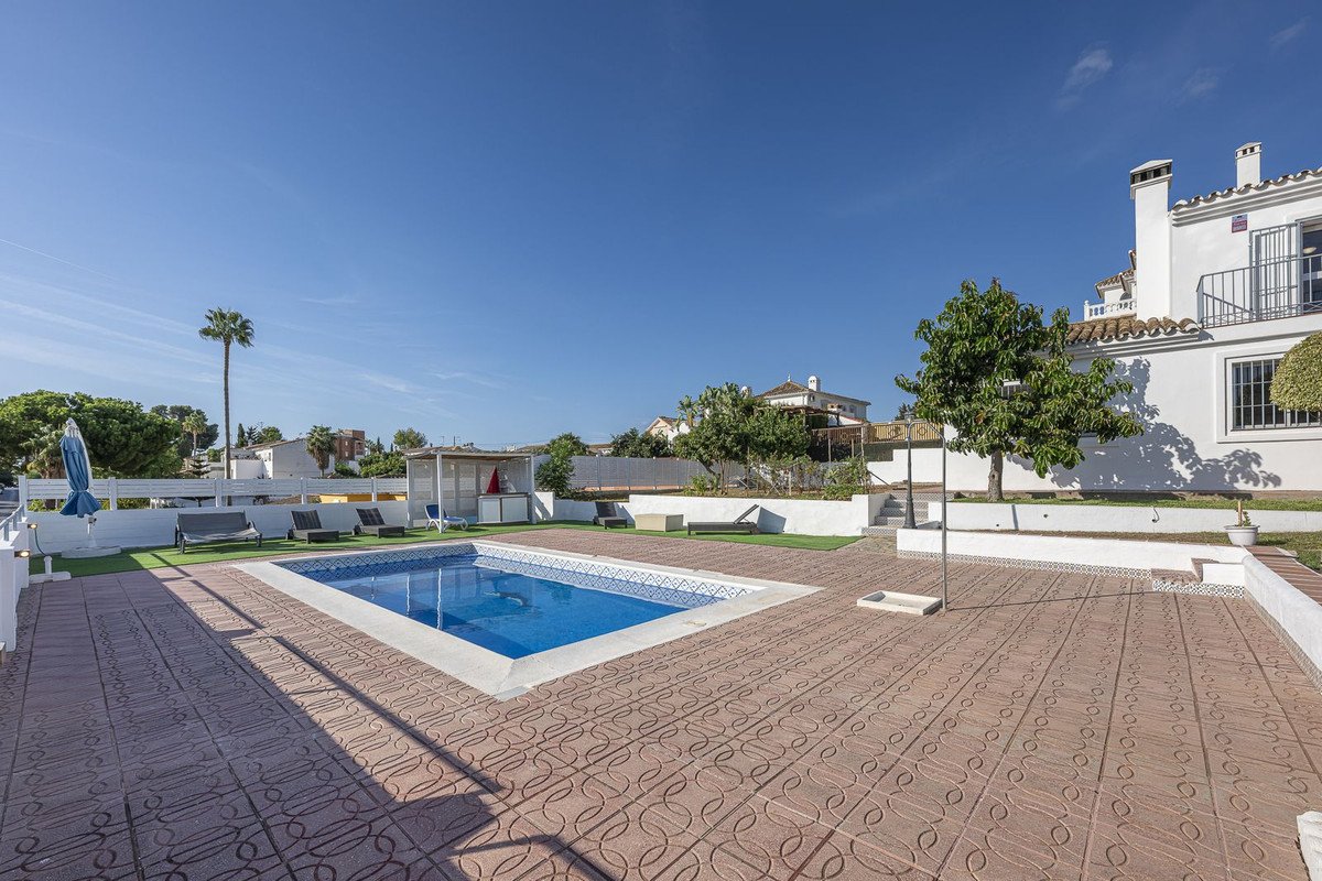 3 Bed Detached Villa in Estepona
