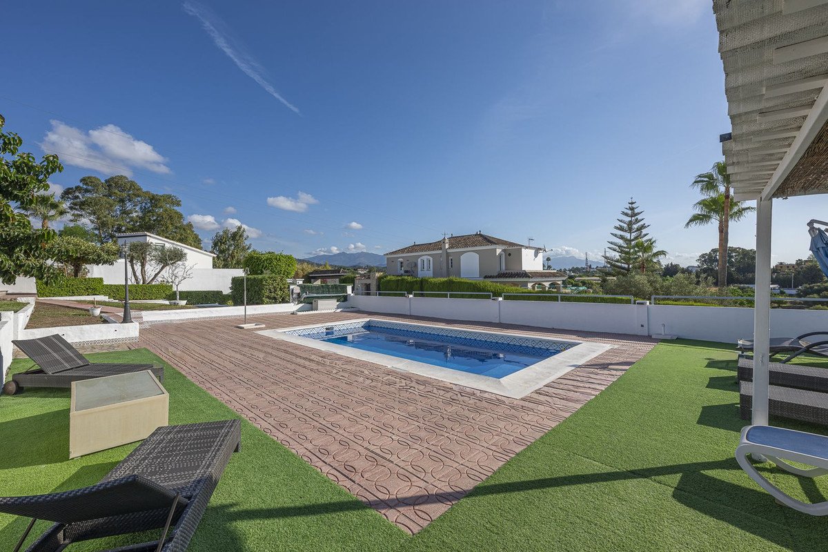 3 Bed Detached Villa in Estepona