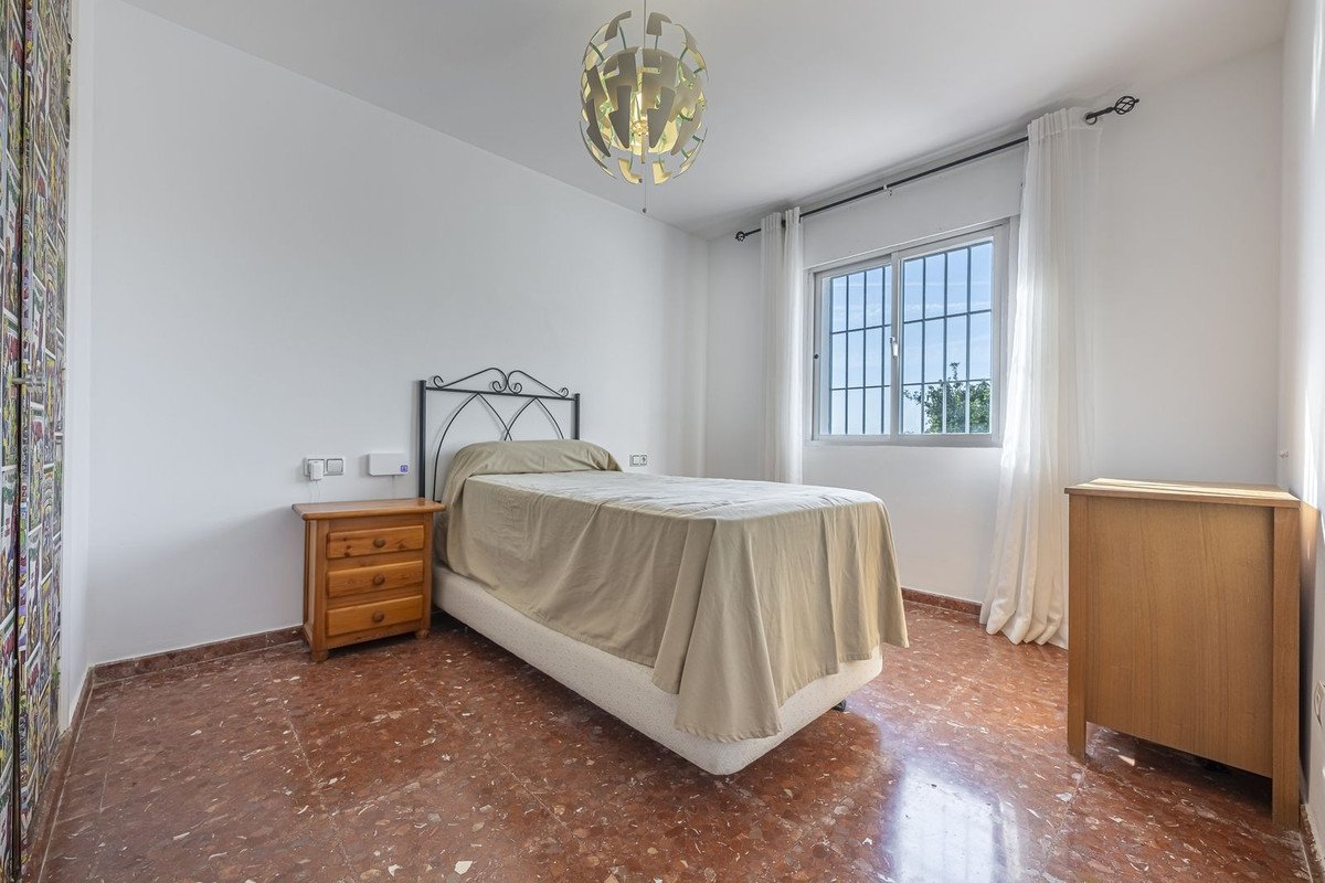 3 Bed Detached Villa in Estepona