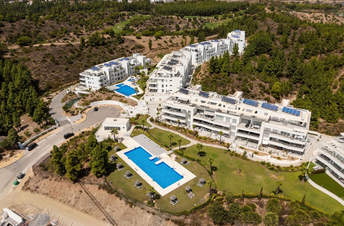 3 Bed Penthouse in Las Lagunas