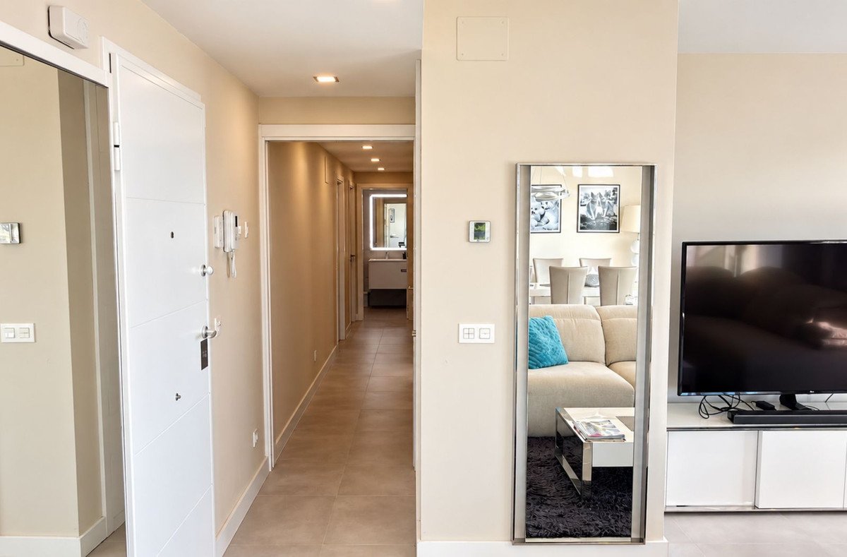 3 Bed Penthouse in Las Lagunas