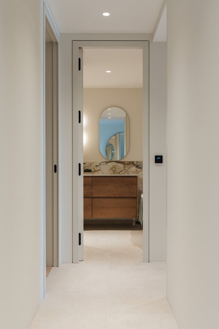 2 Bed Middle Floor Apartment in The Golden Mile