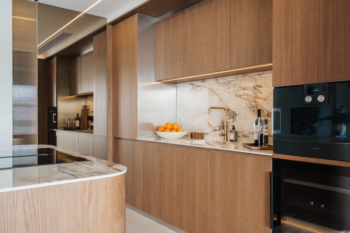 2 Bed Middle Floor Apartment in The Golden Mile