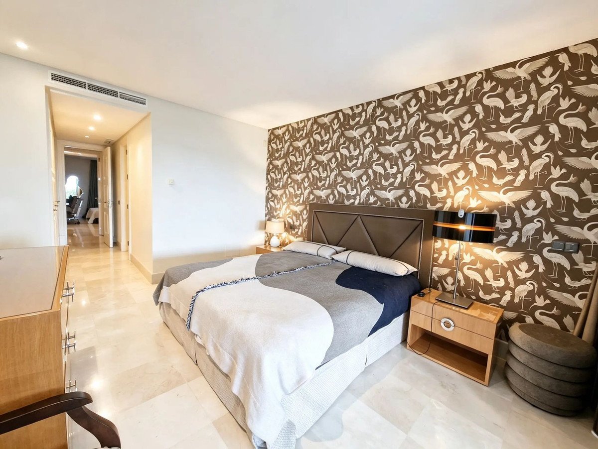2 Bed Ground Floor Apartment in Estepona