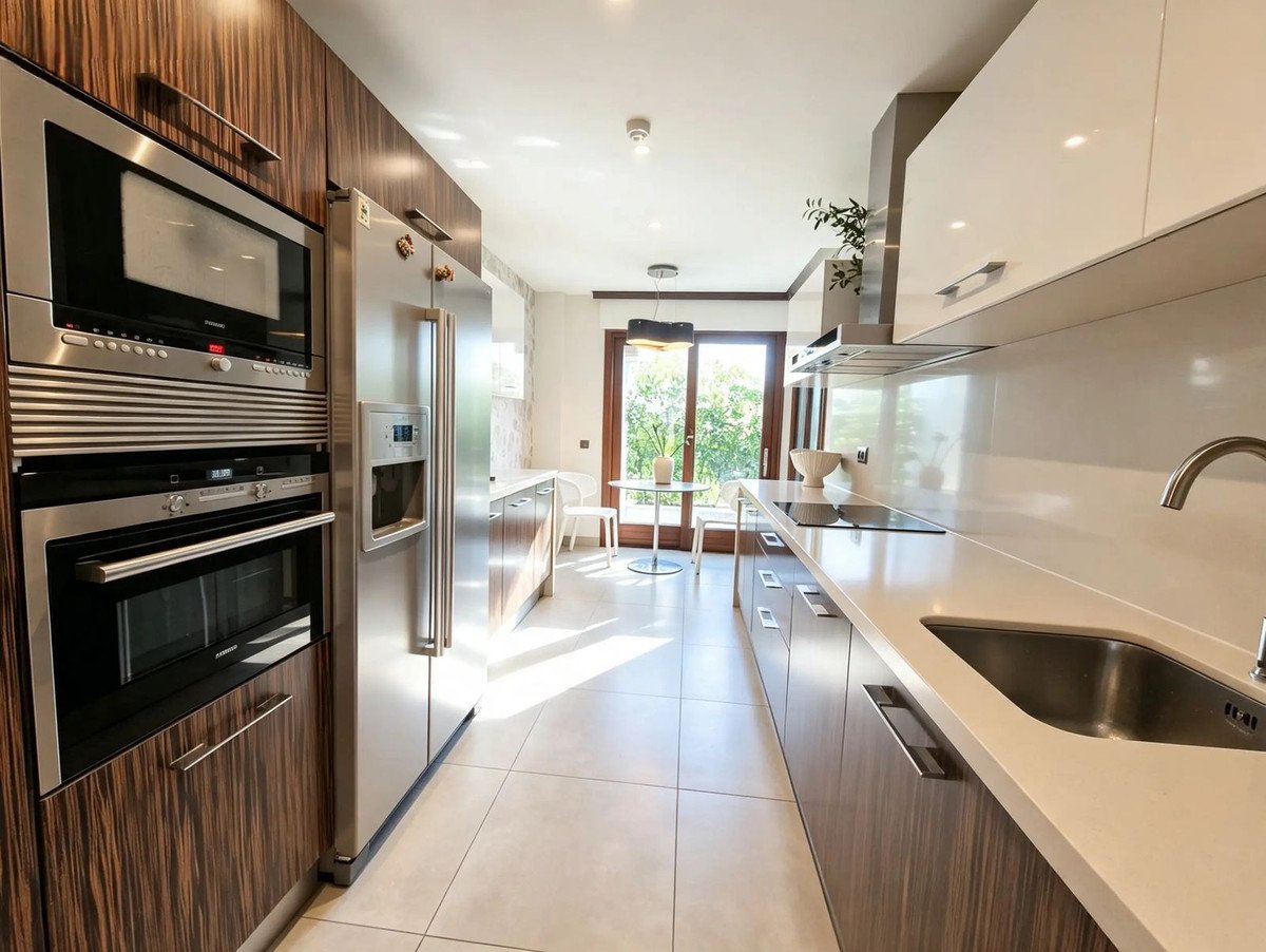2 Bed Ground Floor Apartment in Estepona