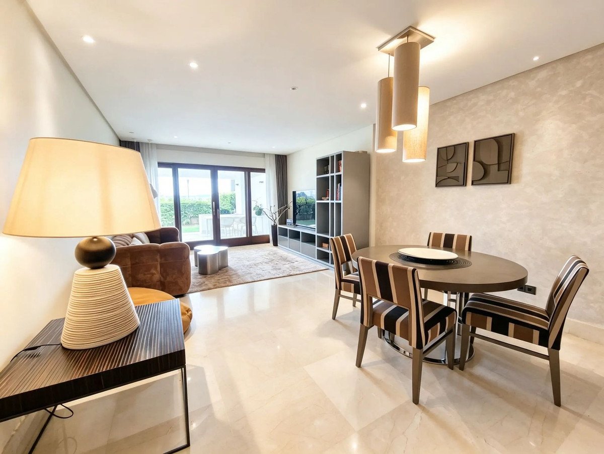 2 Bed Ground Floor Apartment in Estepona