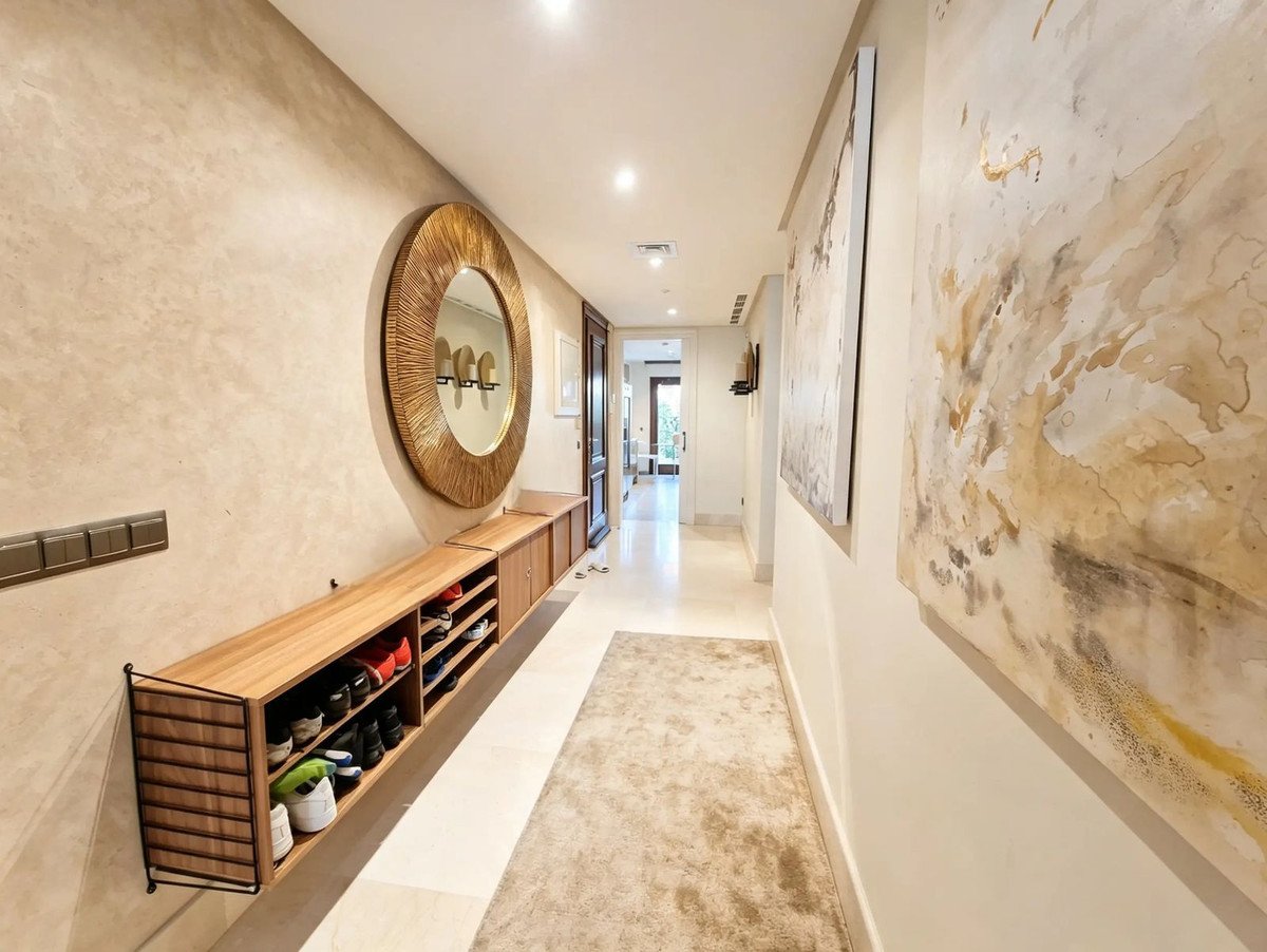 2 Bed Ground Floor Apartment in Estepona