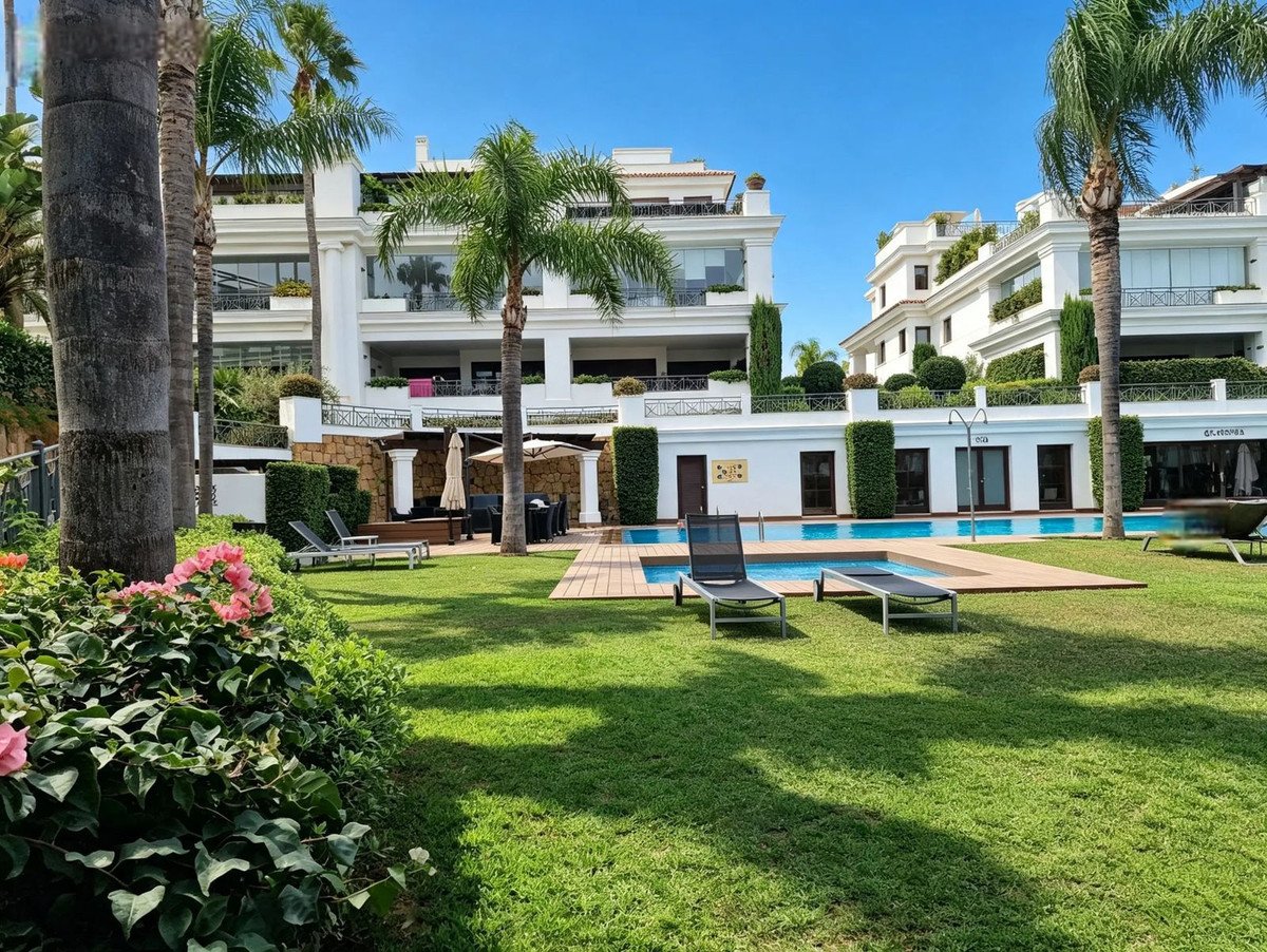 2 Bed Ground Floor Apartment in Estepona