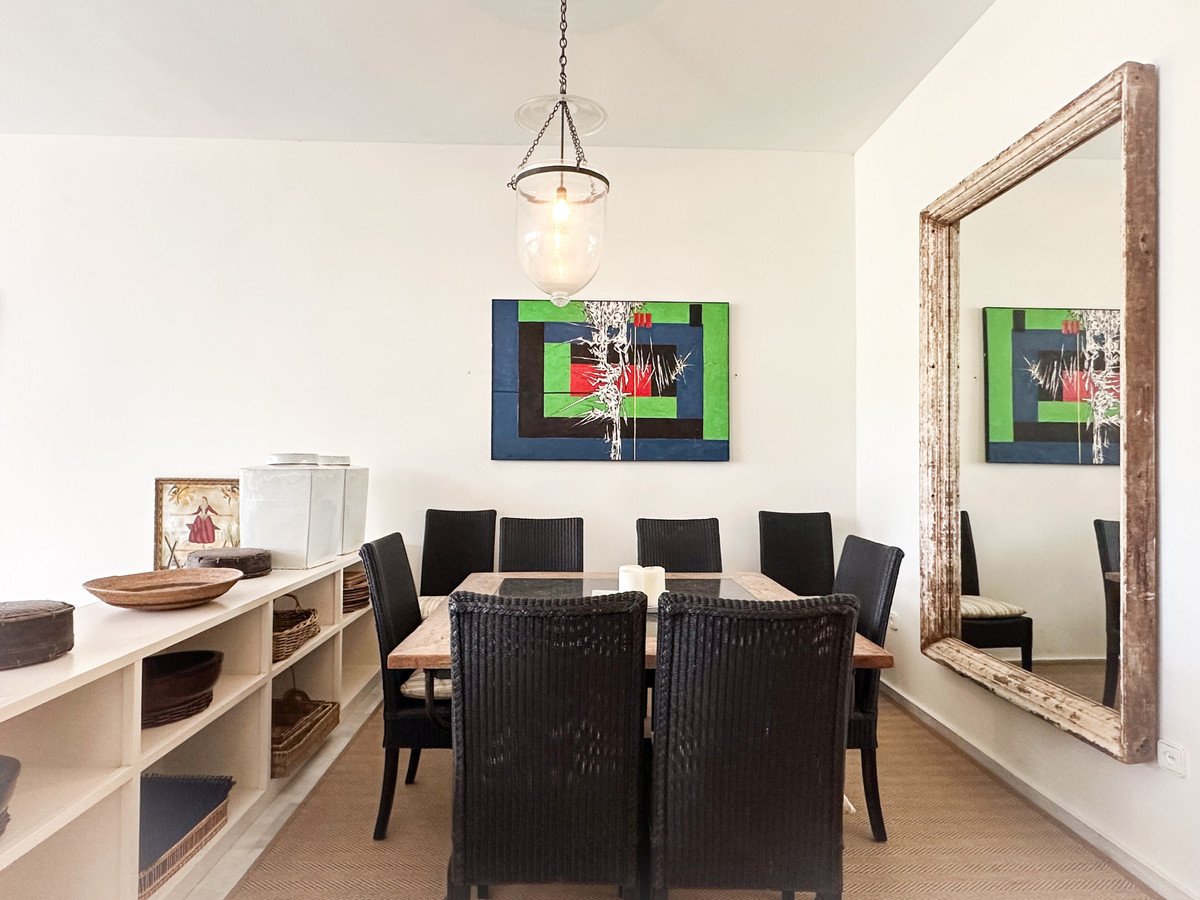 4 Bed Semi-Detached House in Sotogrande Costa