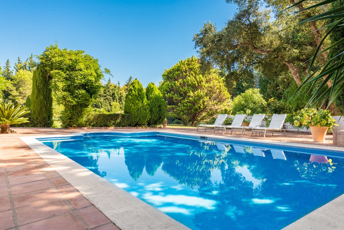 5 Bed Detached Villa in Sotogrande Alto