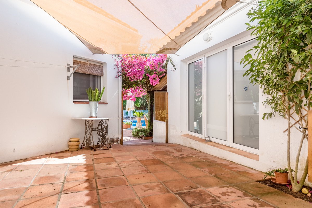5 Bed Detached Villa in Sotogrande Alto