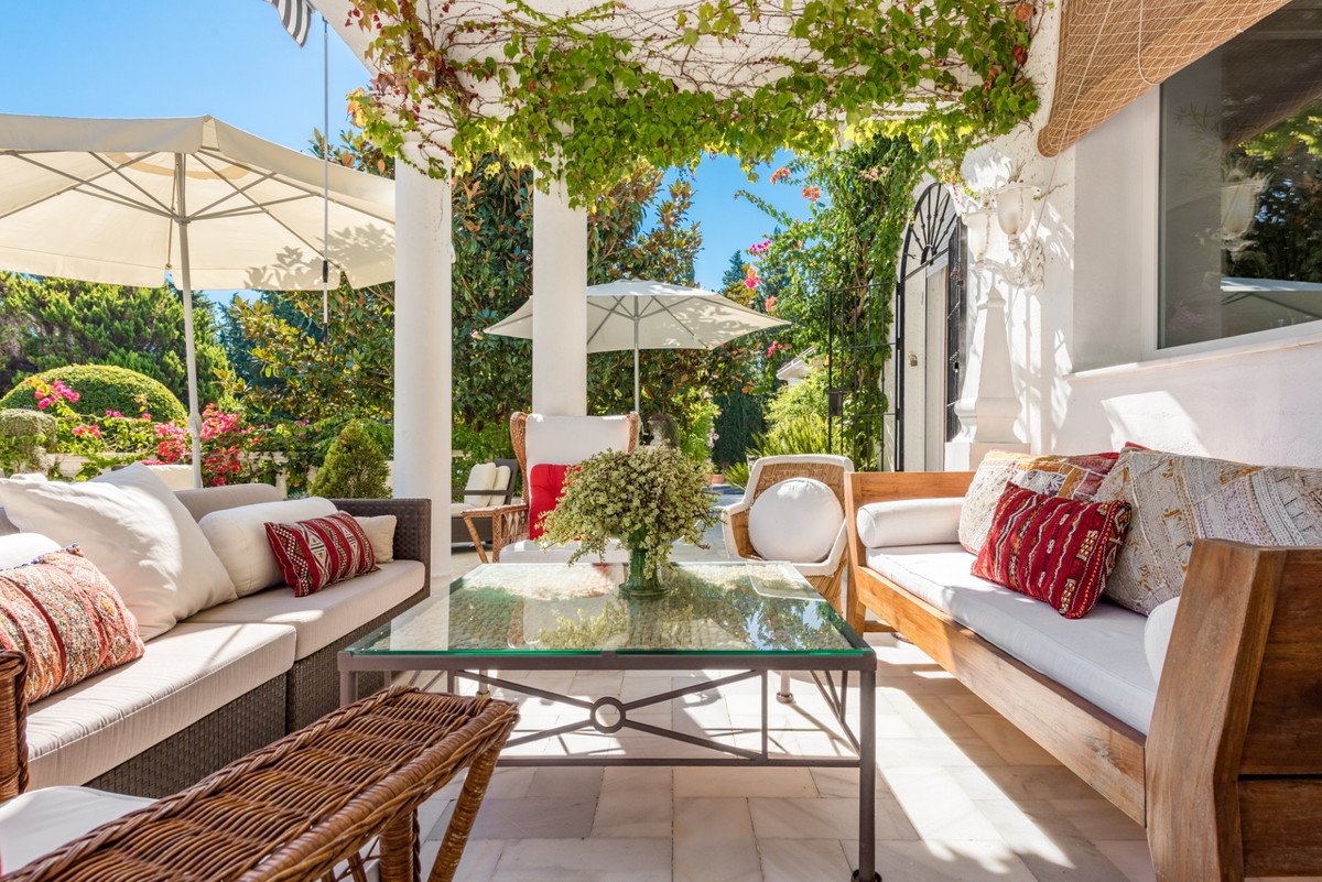 5 Bed Detached Villa in Sotogrande Alto