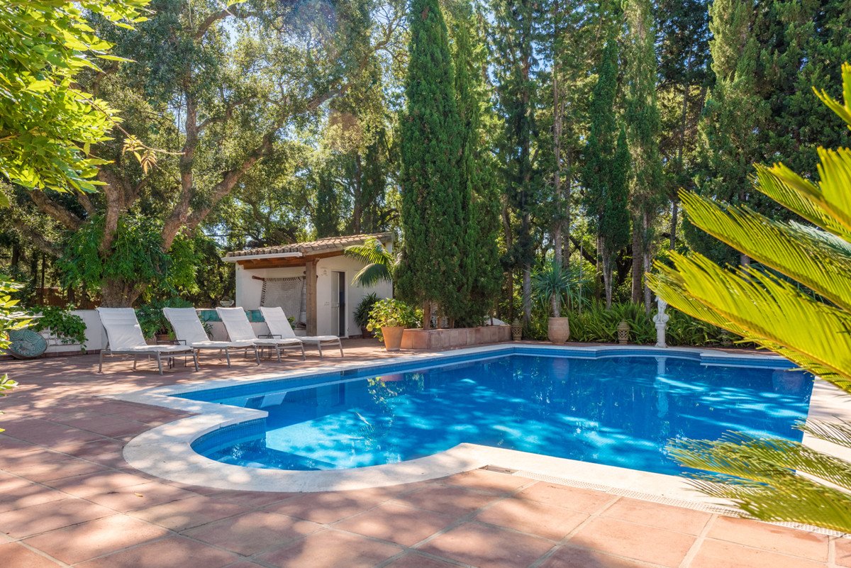 5 Bed Detached Villa in Sotogrande Alto