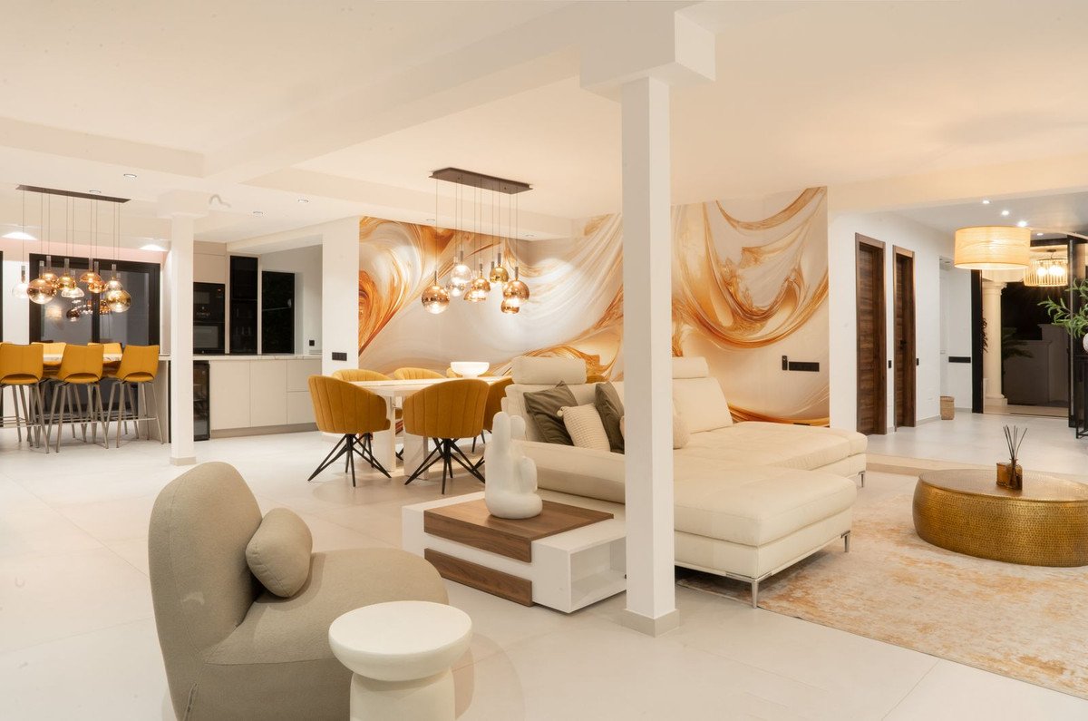 5 Bed Detached Villa in El Paraiso