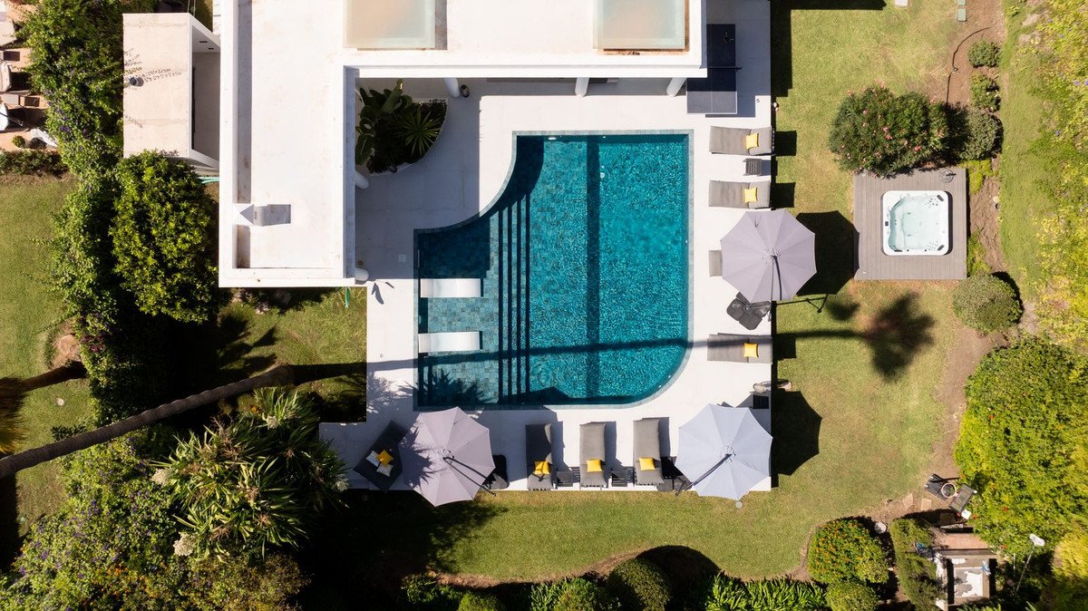 5 Bed Detached Villa in El Paraiso