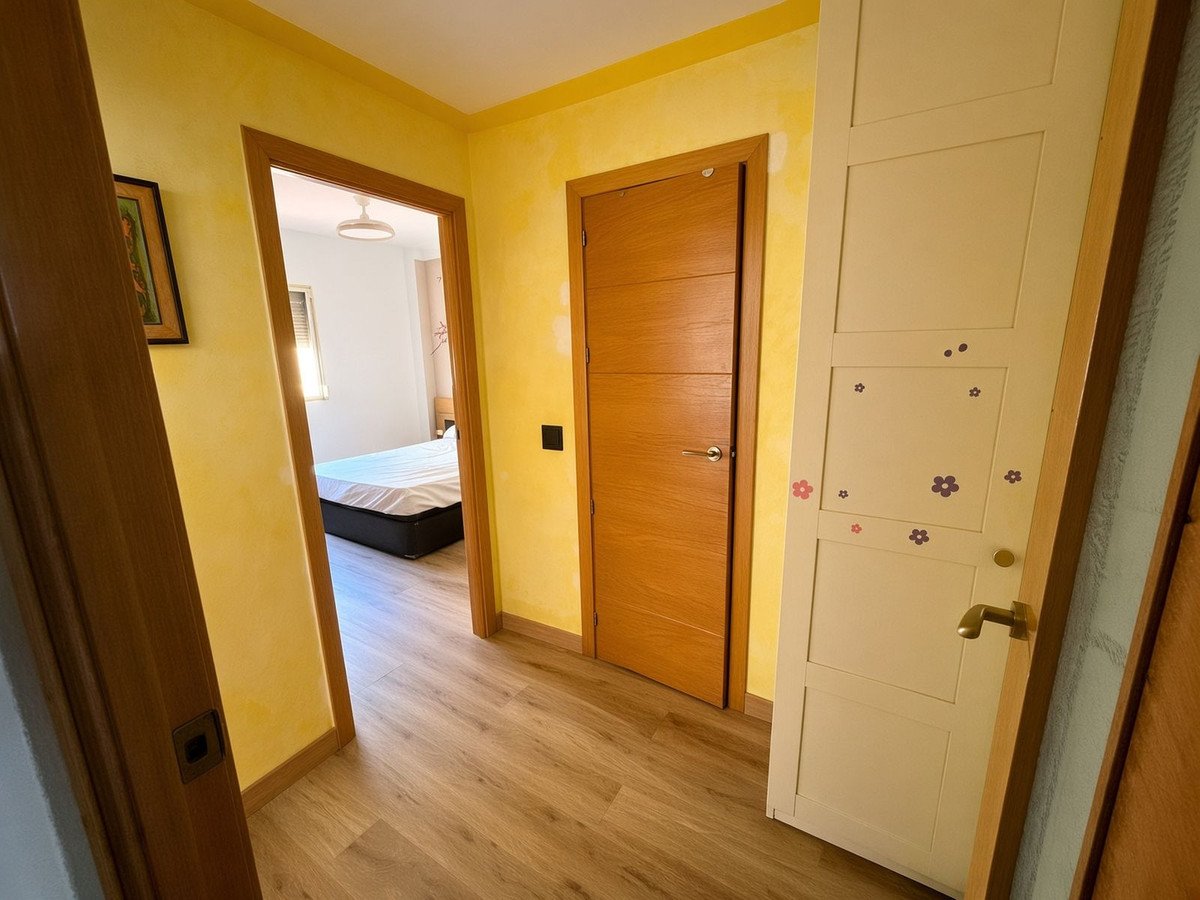 2 Bed Middle Floor Apartment in Marbella