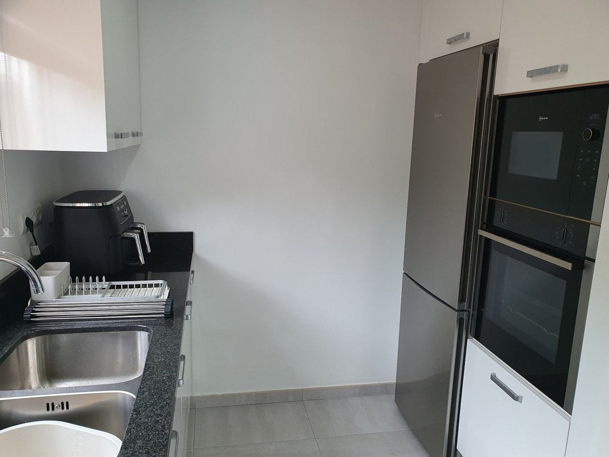 2 Bed Ground Floor Apartment in El Paraiso