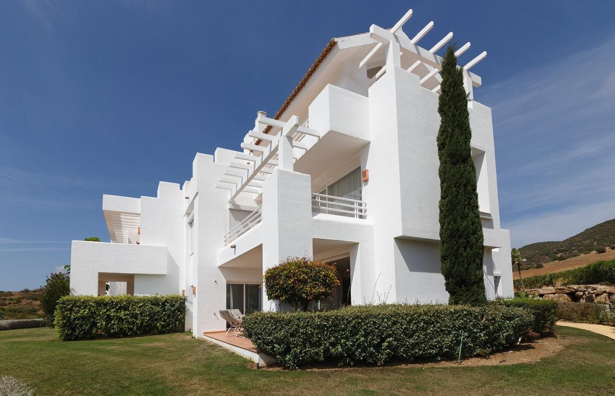 3 Bed Ground Floor Apartment in Casares