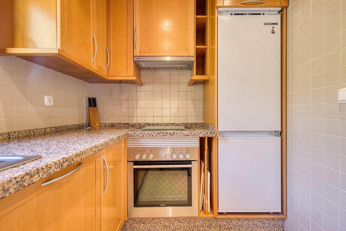 2 Bed Penthouse in Benahavís