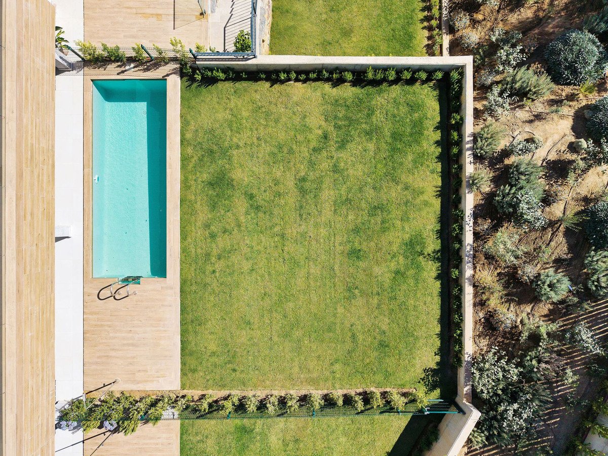 2 Bed Ground Floor Apartment in Altos de los Monteros