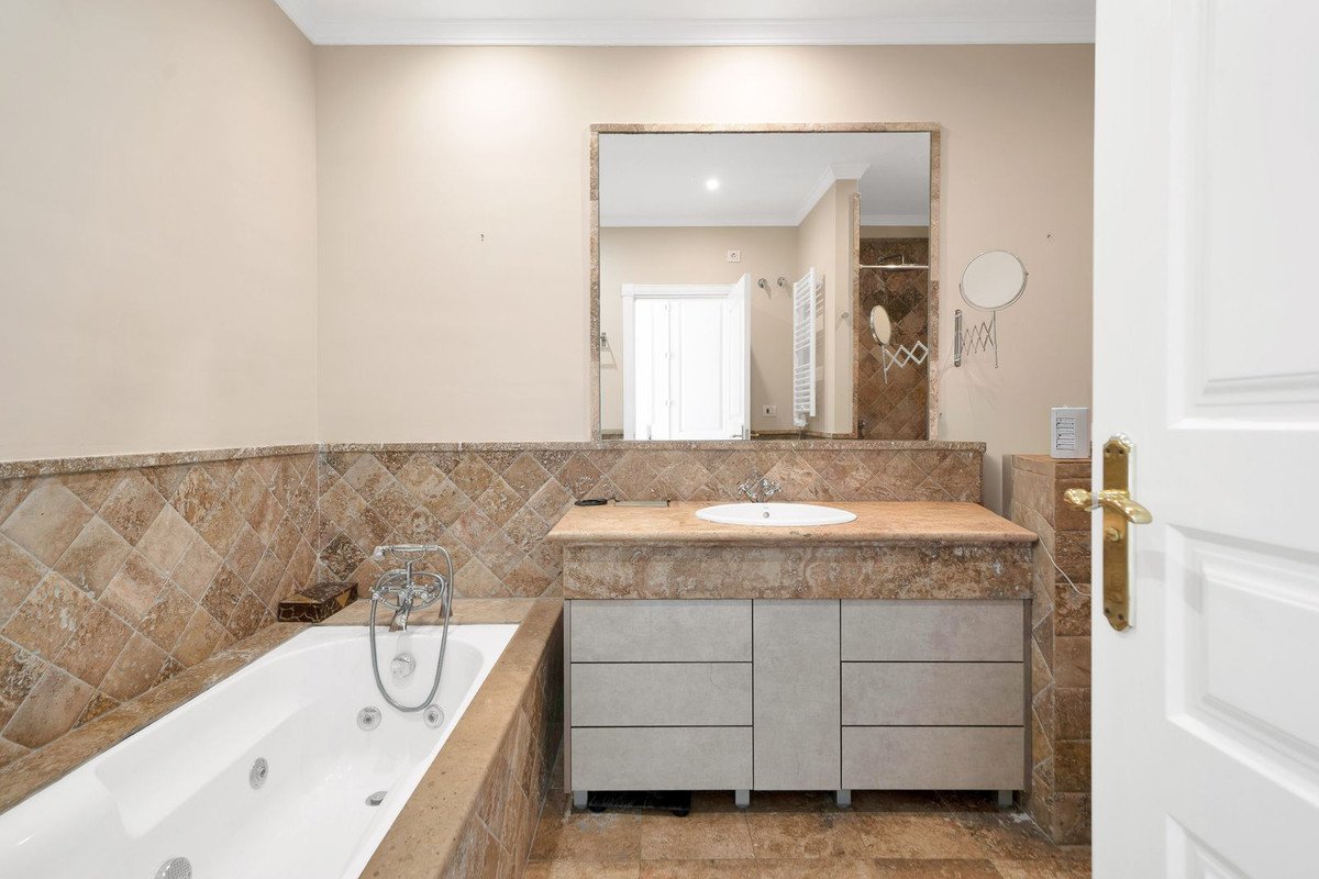 3 Bed Townhouse in Estepona