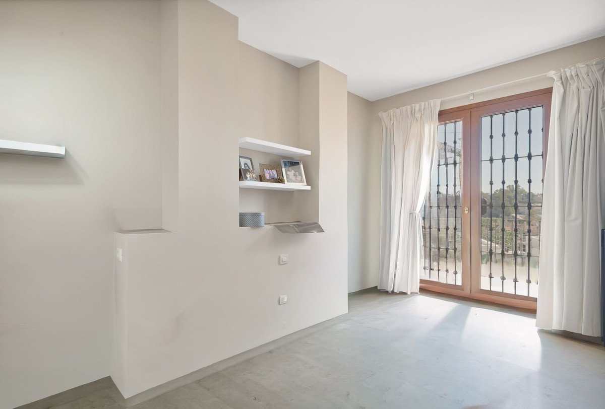 3 Bed Townhouse in Estepona