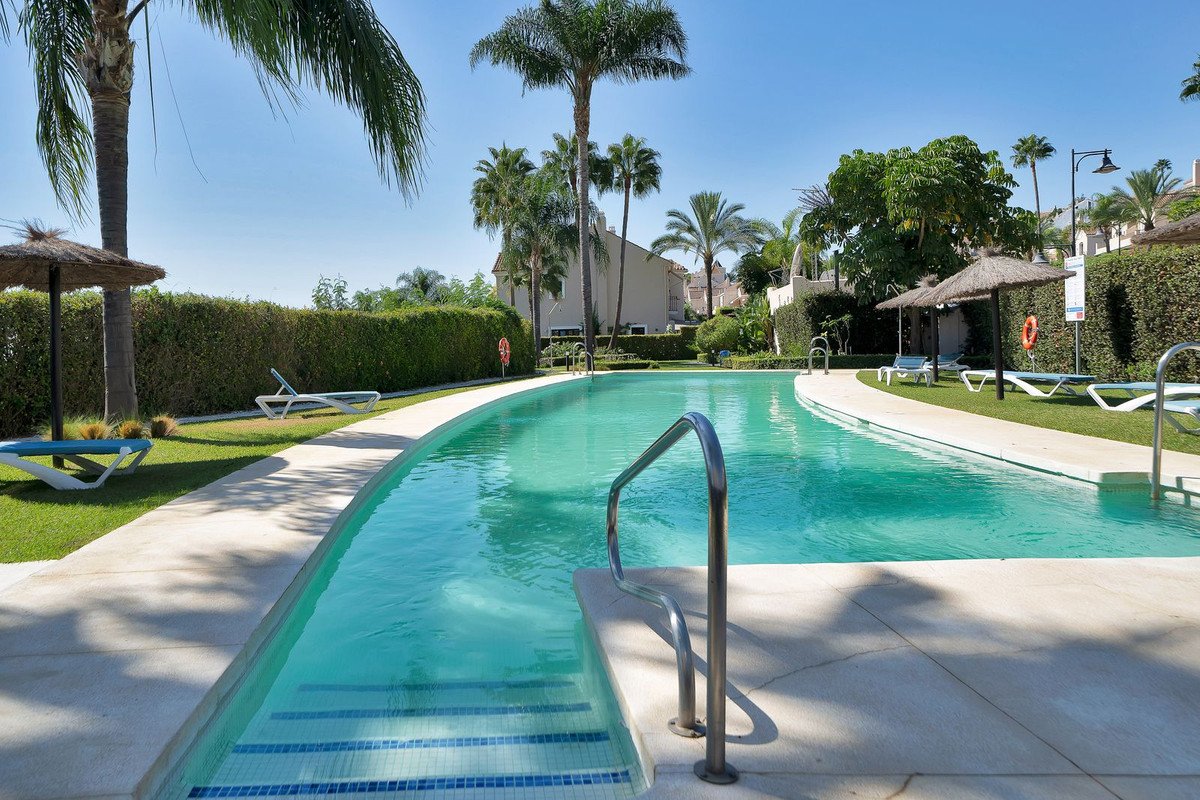 3 Bed Townhouse in Estepona