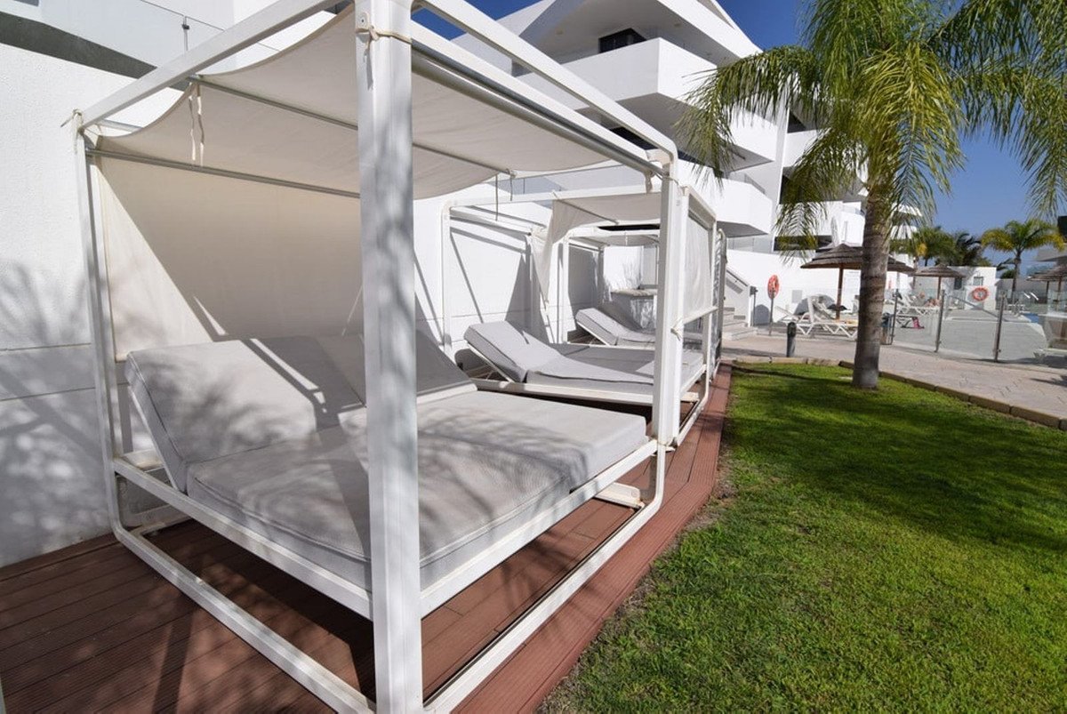 3 Bed Middle Floor Apartment in La Cala
