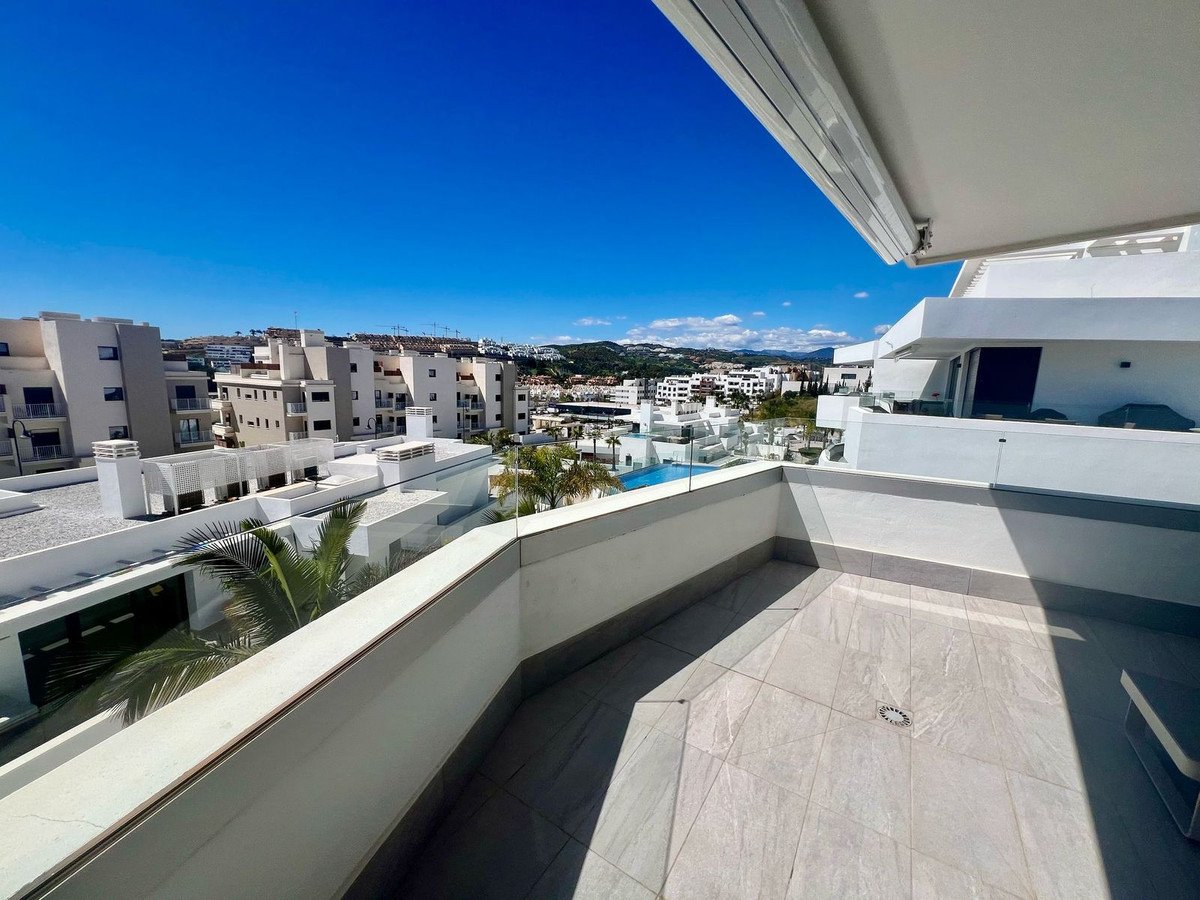 3 Bed Middle Floor Apartment in La Cala