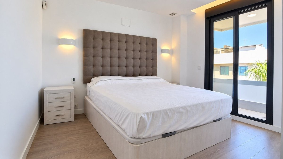 3 Bed Middle Floor Apartment in La Cala
