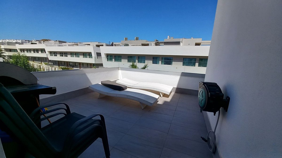 3 Bed Middle Floor Apartment in La Cala