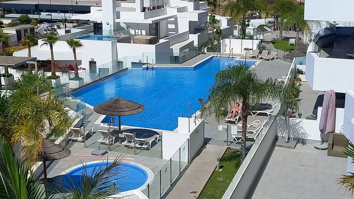 3 Bed Middle Floor Apartment in La Cala
