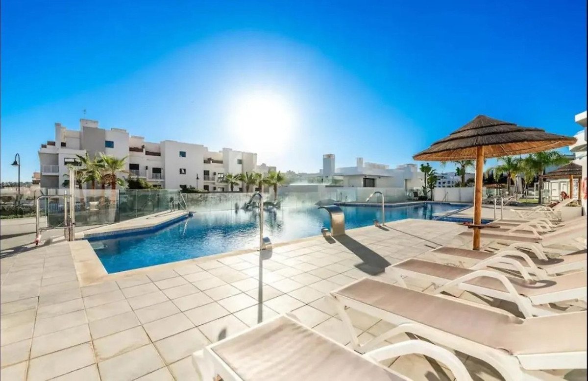 3 Bed Middle Floor Apartment in La Cala