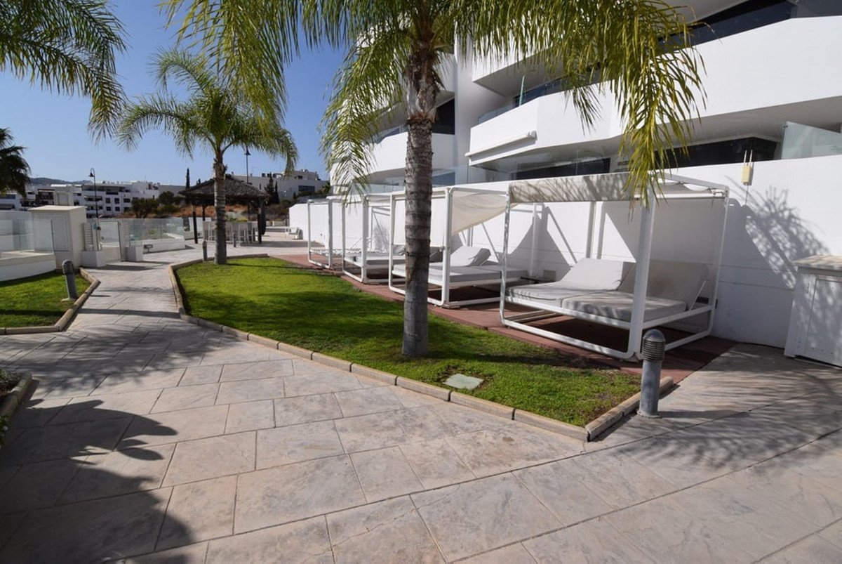 3 Bed Middle Floor Apartment in La Cala