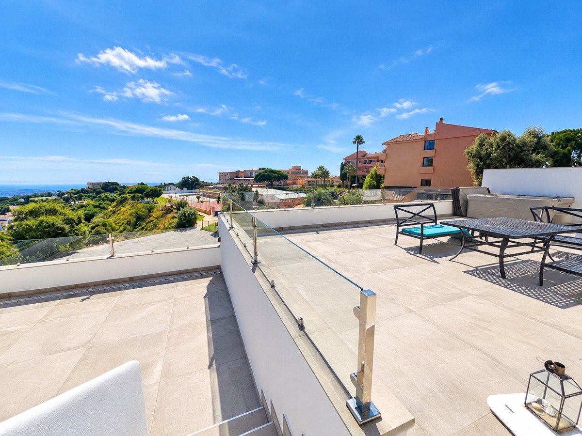 3 Bed Semi-Detached House in La Mairena