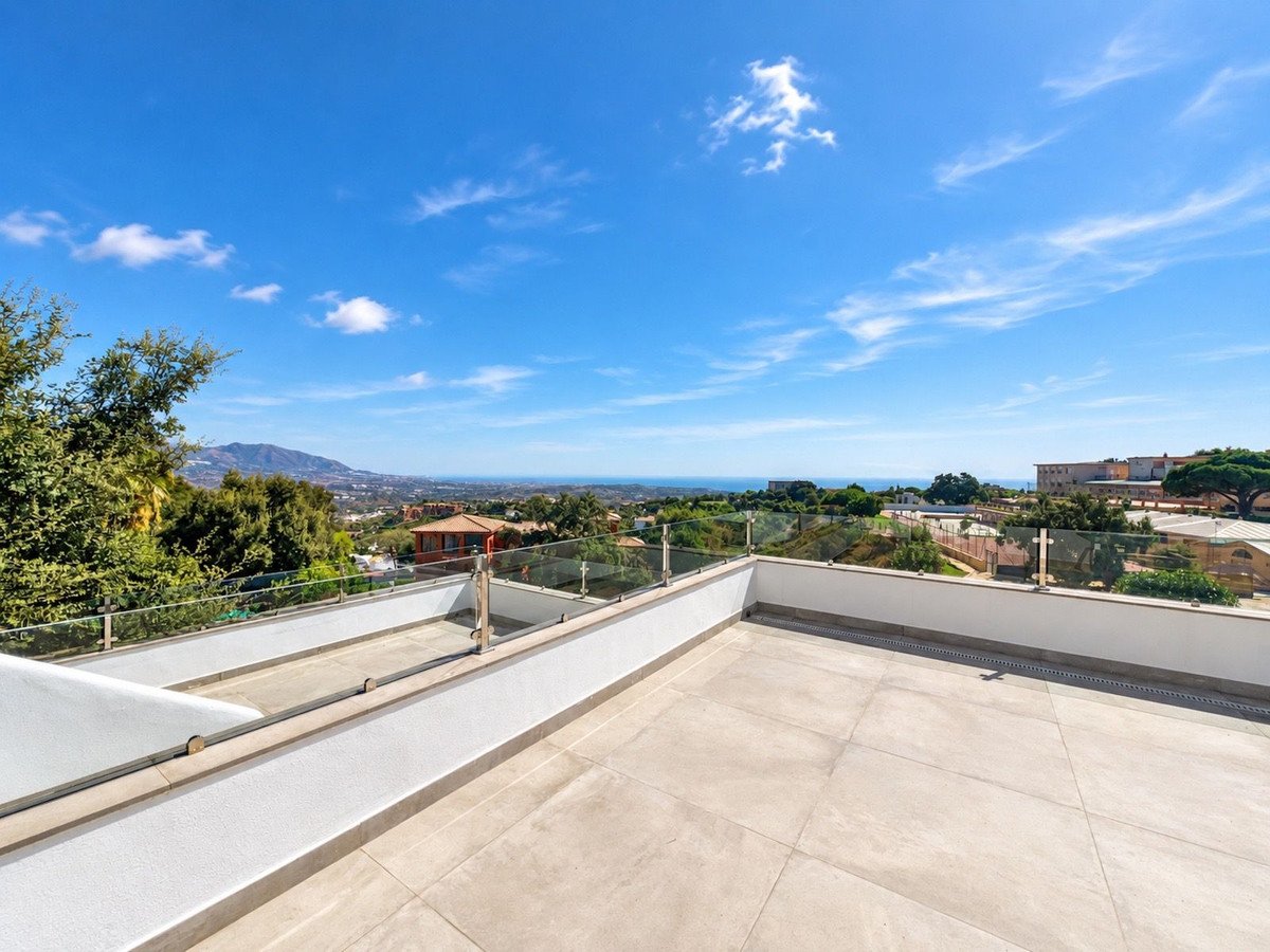 3 Bed Semi-Detached House in La Mairena