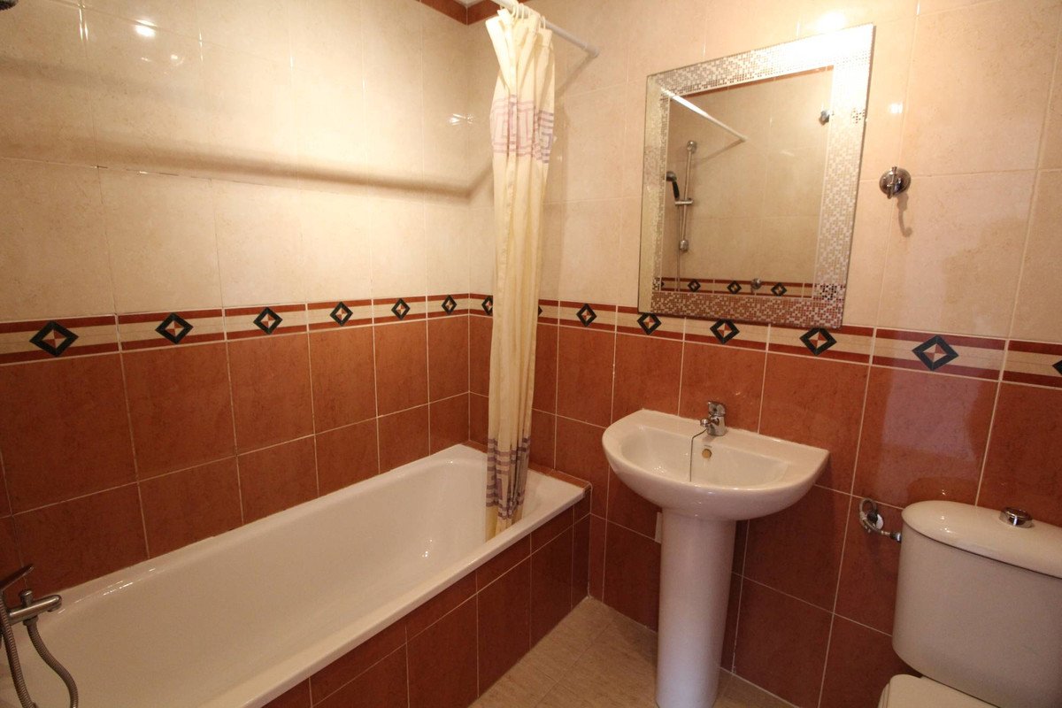 2 Bed Penthouse in Montemar