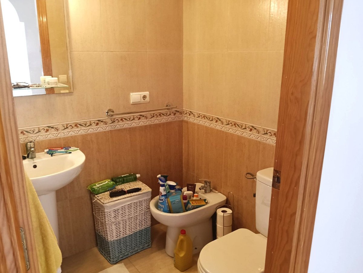 2 Bed Top Floor Apartment in Los Montesinos